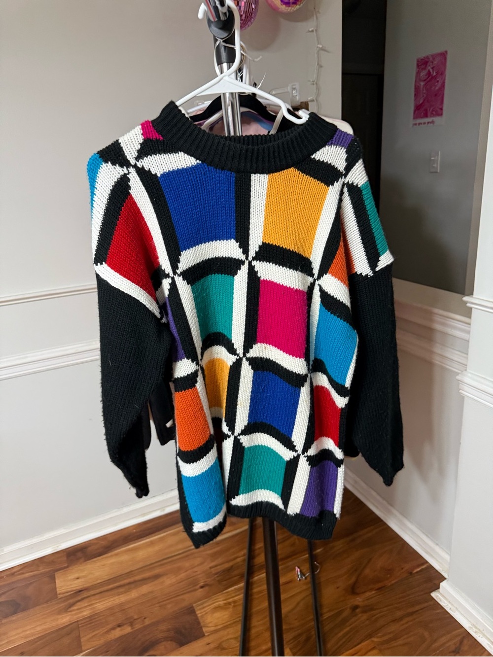 Extra Touch Black Geometric Colorblock Crewneck Sweater